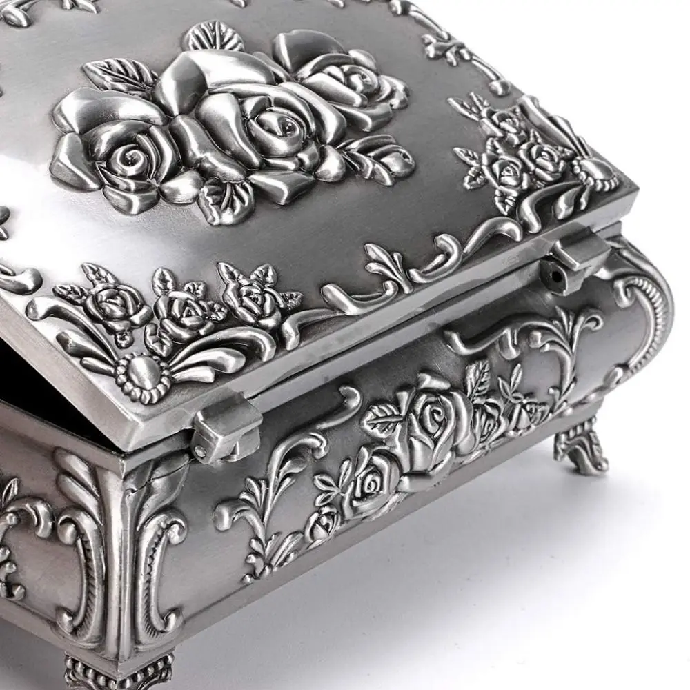 Metal Vintage Jewelry Box Gift Rose Floral Engraved Treasure Chest Luxury Large Capacity Necklace Storage Case Trinket