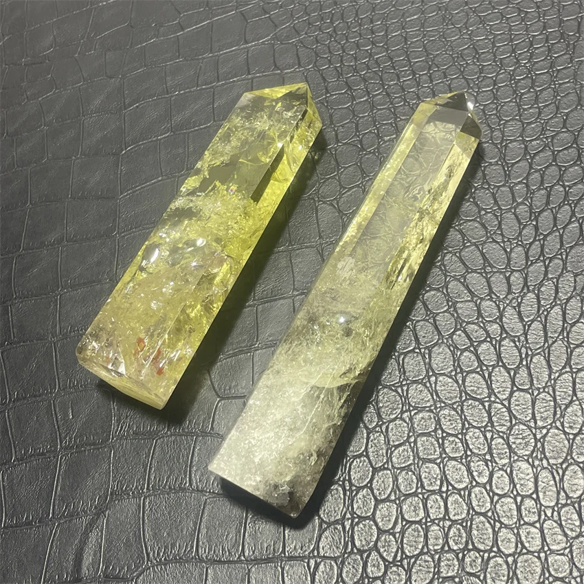 High Quality Natural Polished Clear Citrine Quartz Point with Rainbow Crystal Tower For Decoration