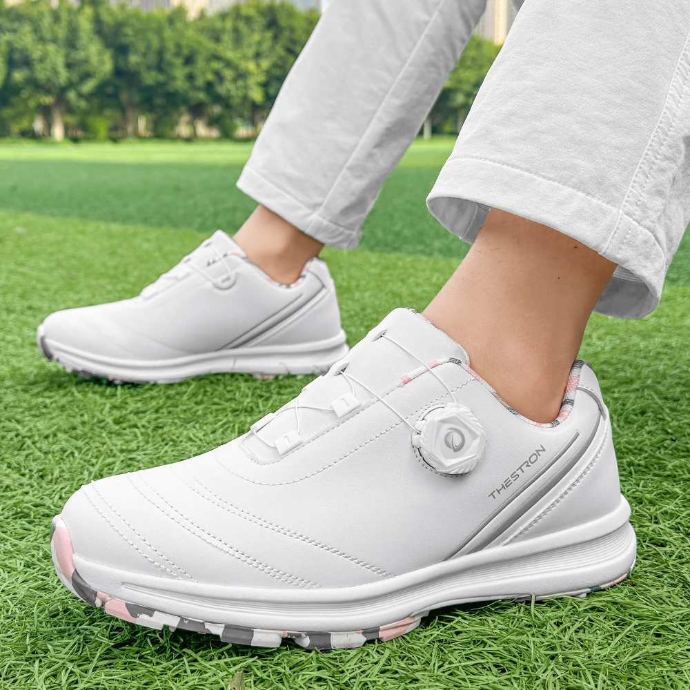 2026 New Golf Shoes Women's Professional Lightweight Golf Shoes Quick Strap Girls Outdoor Fitness Golf Shoes Size 35-43