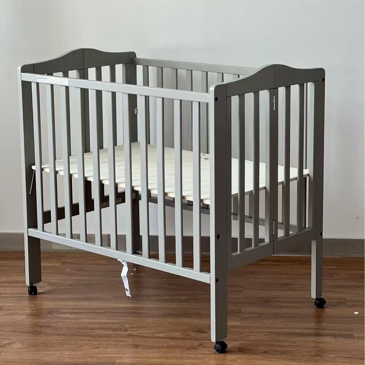 Boy Adjustable Gray Modern Multifunctional Sleeping Wooden Foldable Crib Baby Bed for Newborns