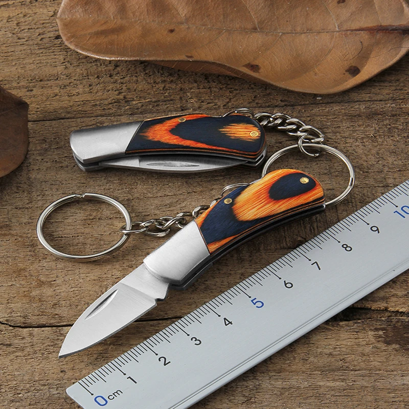 New Portable Small Blade Camping Keychain Folding Pocket Knife  Stainless Steel Key Chains Rings Knife Pendant Keyring Bag Gifts