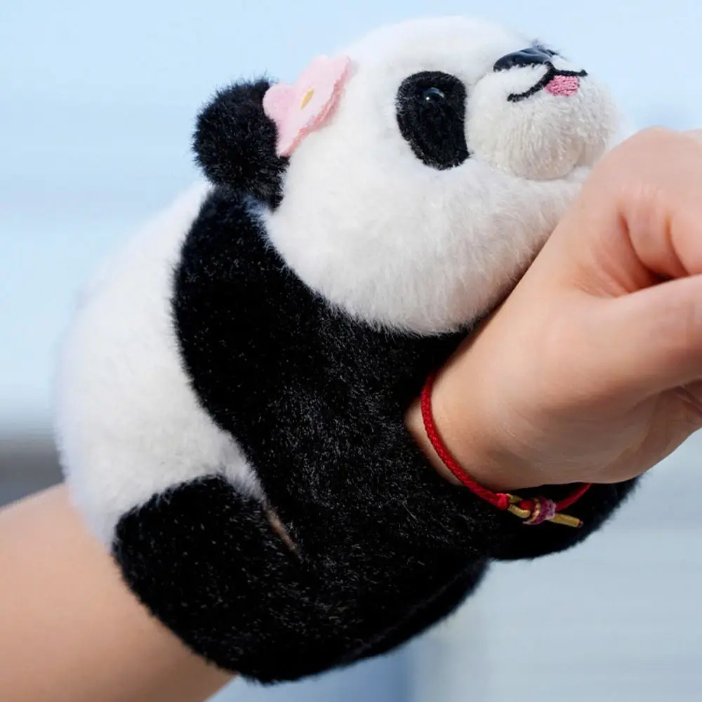 Süße Puppe Panda Plüsch Handgelenk Band weiche Simulation Slap Armband Serie lustige selbstrollende Panda Slap Snap Wrap Armband