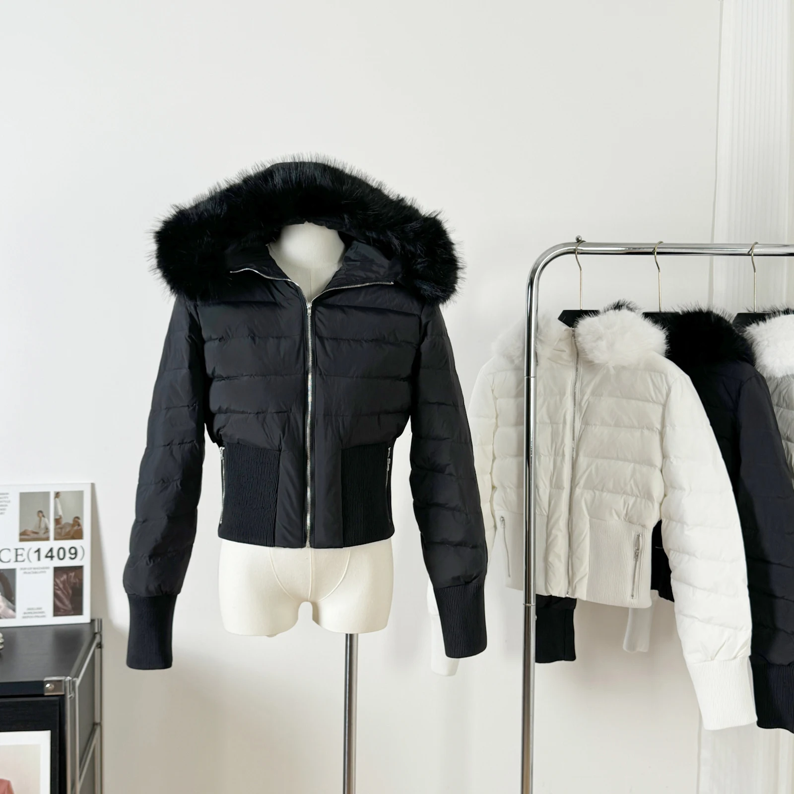 

Real Fox Fur White Goose Down Parka Women Winter Hooded Short Coat Warm Puffer Jacket Female Outdoor Y2k Slim Fitting Outwear