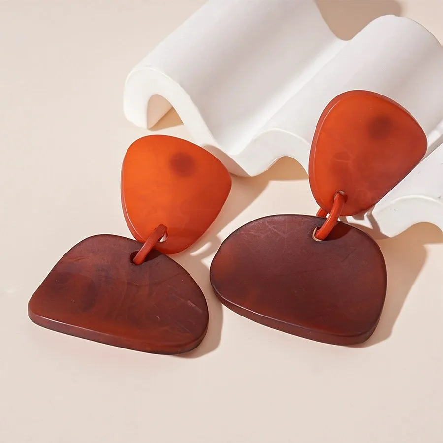 Retro Acrylic Irregular Geometric Ladies Earrings Exaggerated Personality Simple High-End Non-Standard Shape European And Americ