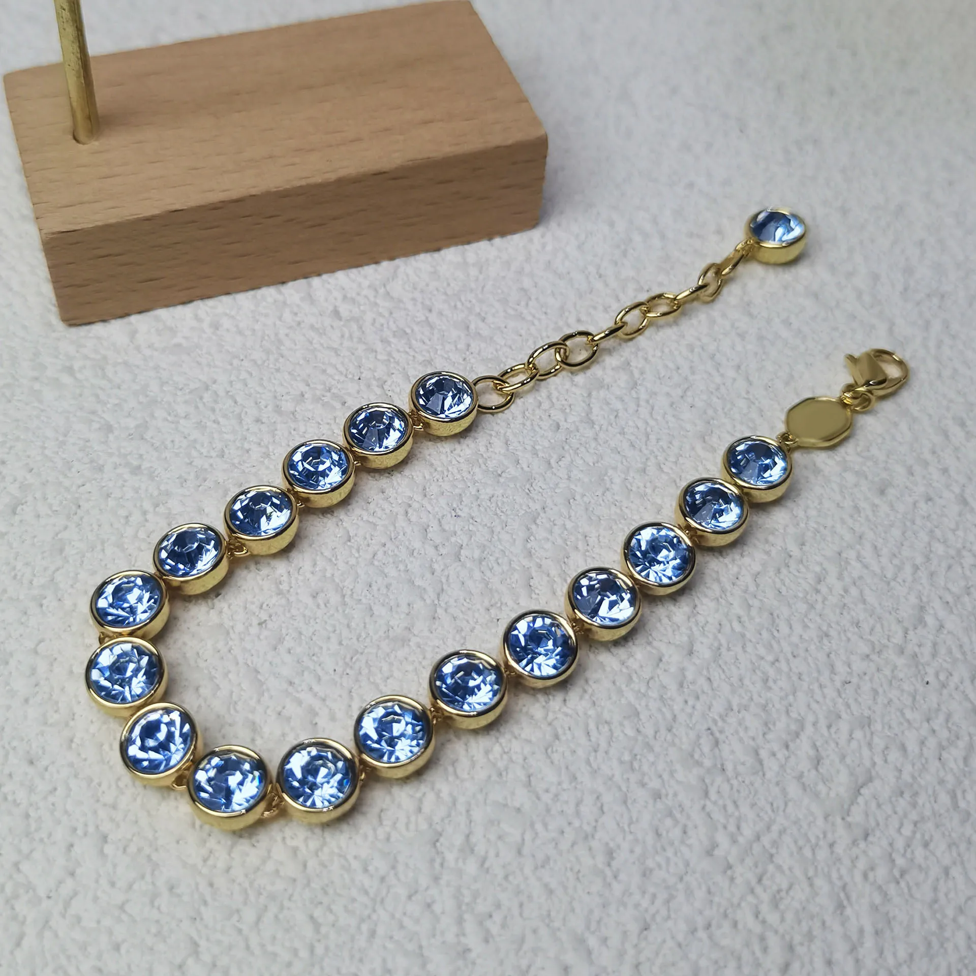 2026 New Trend Fine Jewelry Set Charming Gold Pink Blue Water Drop Crystal Fashion Necklace Bracelet Ring Earring Gift for Women view 4