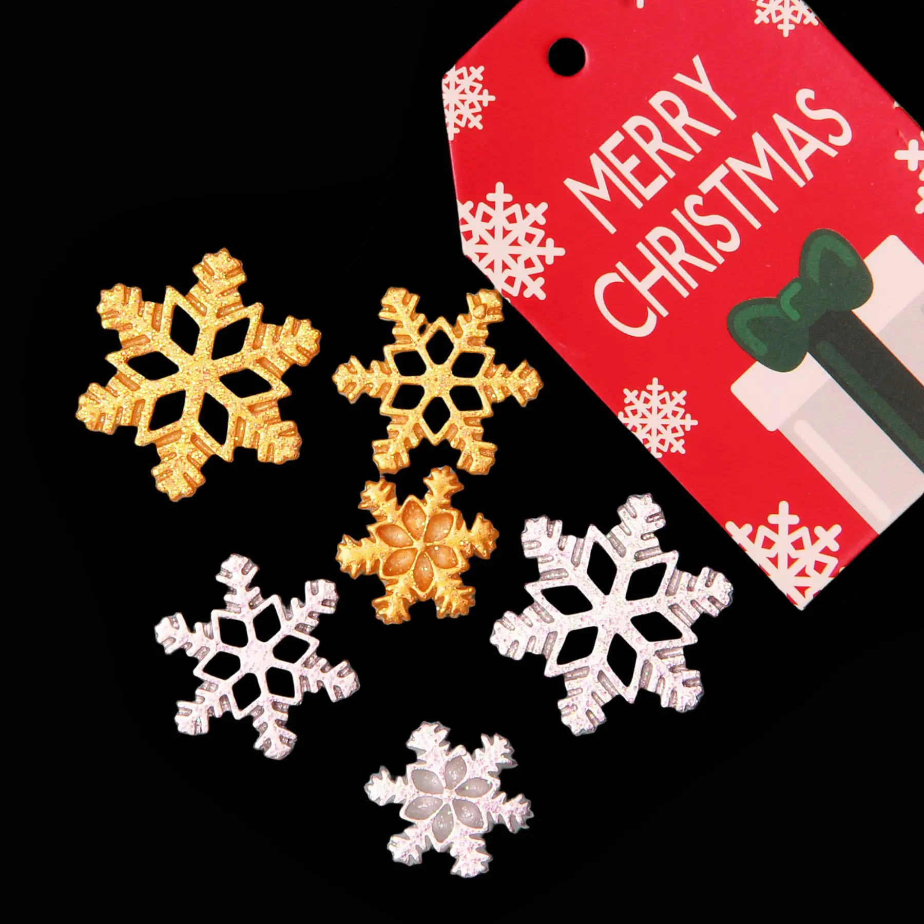 

10pcs/Pack Winter Popular Gold Silver Color Snowflake Ornament Diy Phone Case Key Chain Decor Party Gift Materials Bulk Sale