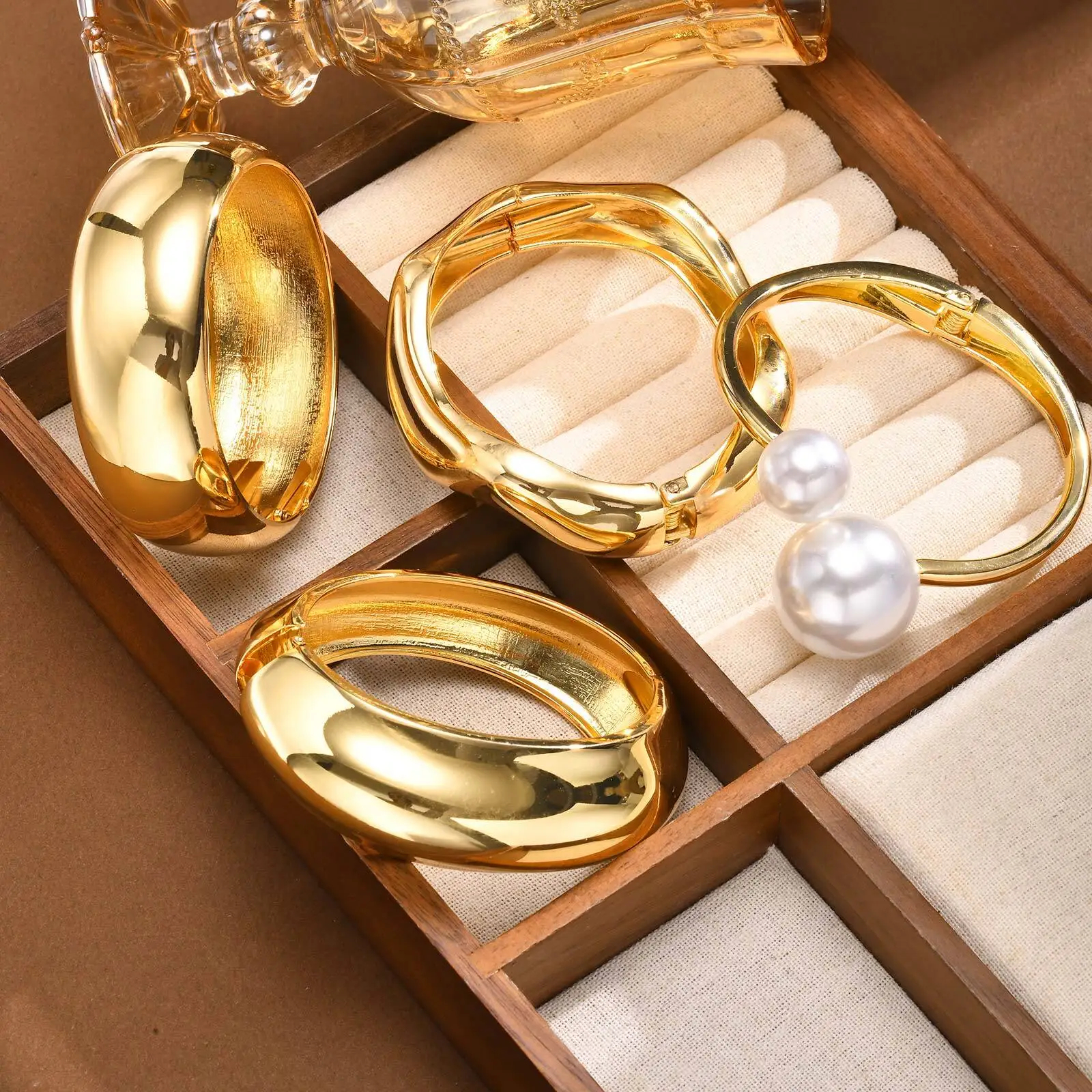 

Vnox Irregular Cuff Bangles For Women Girls Heavy Smooth Gold Color Stainless Steel Bangles Glossy Fashion Women' Jewelry