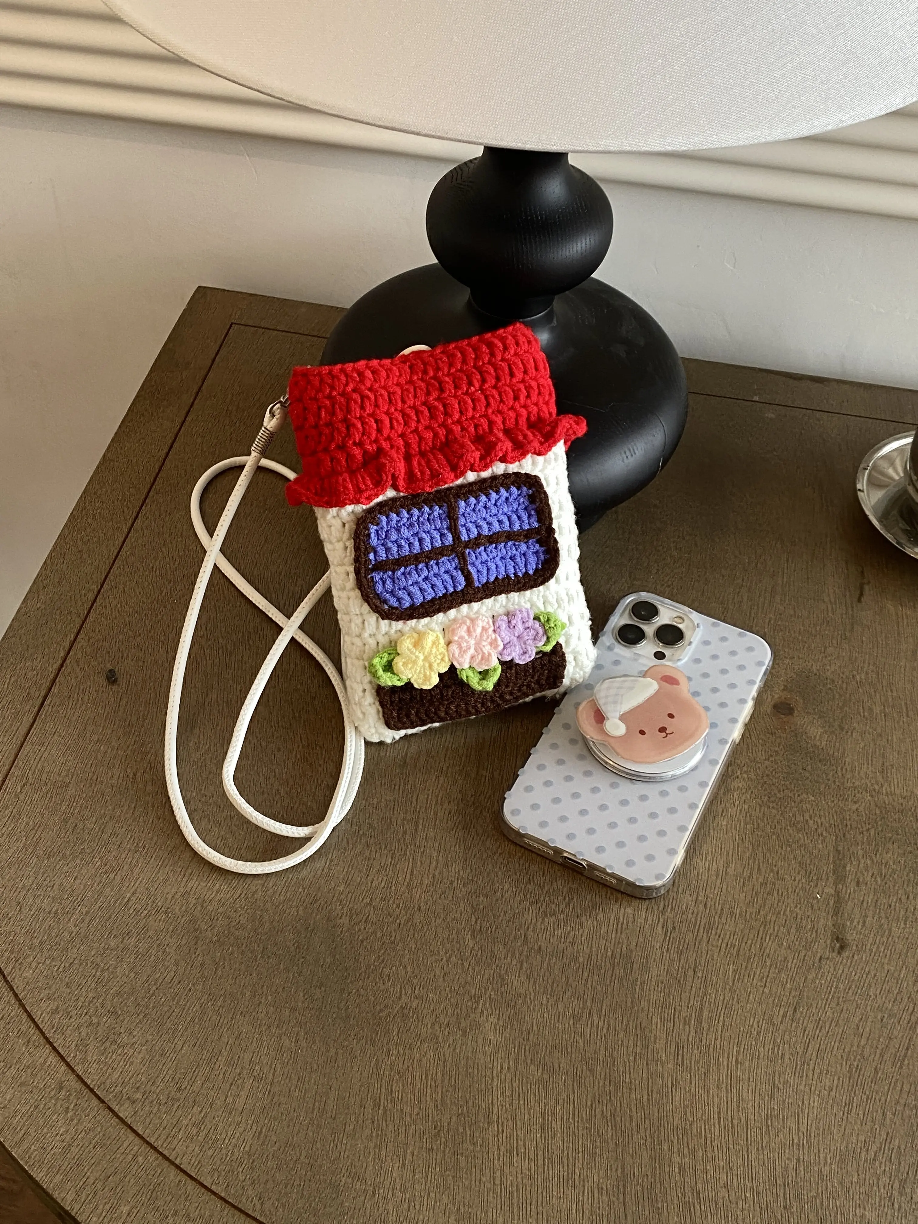 Crochet House Shaped Crossbody Bag Handmade Knitted Flower Window Mini Shoulder Bag Cute Cartoon Coin Purse For Women New