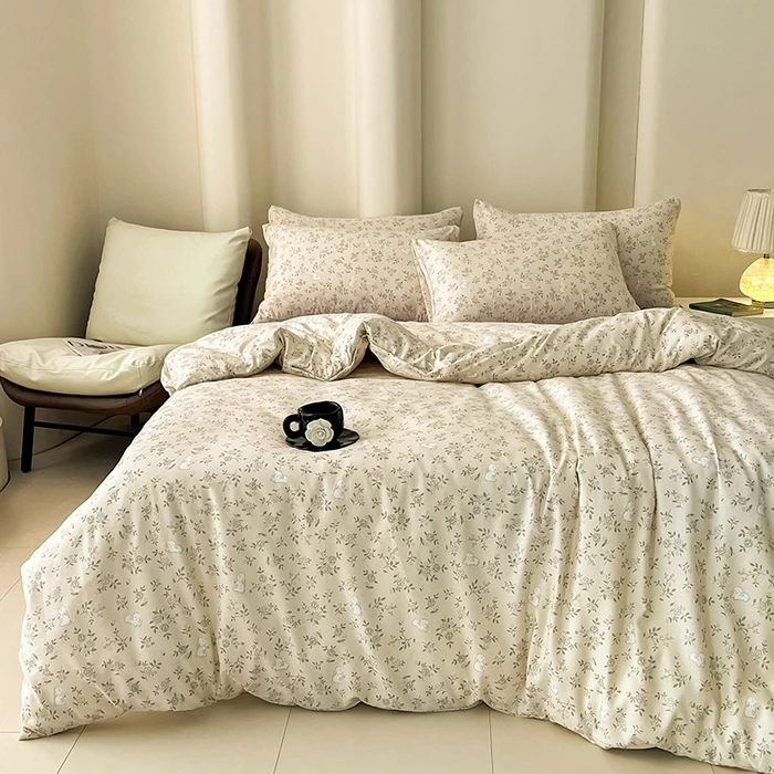 Thickened Knitted Cotton Double-layer Yarn Four Piece Set  Small Floral Duvet Cover  Bed Sheet  Student Three Piece Set