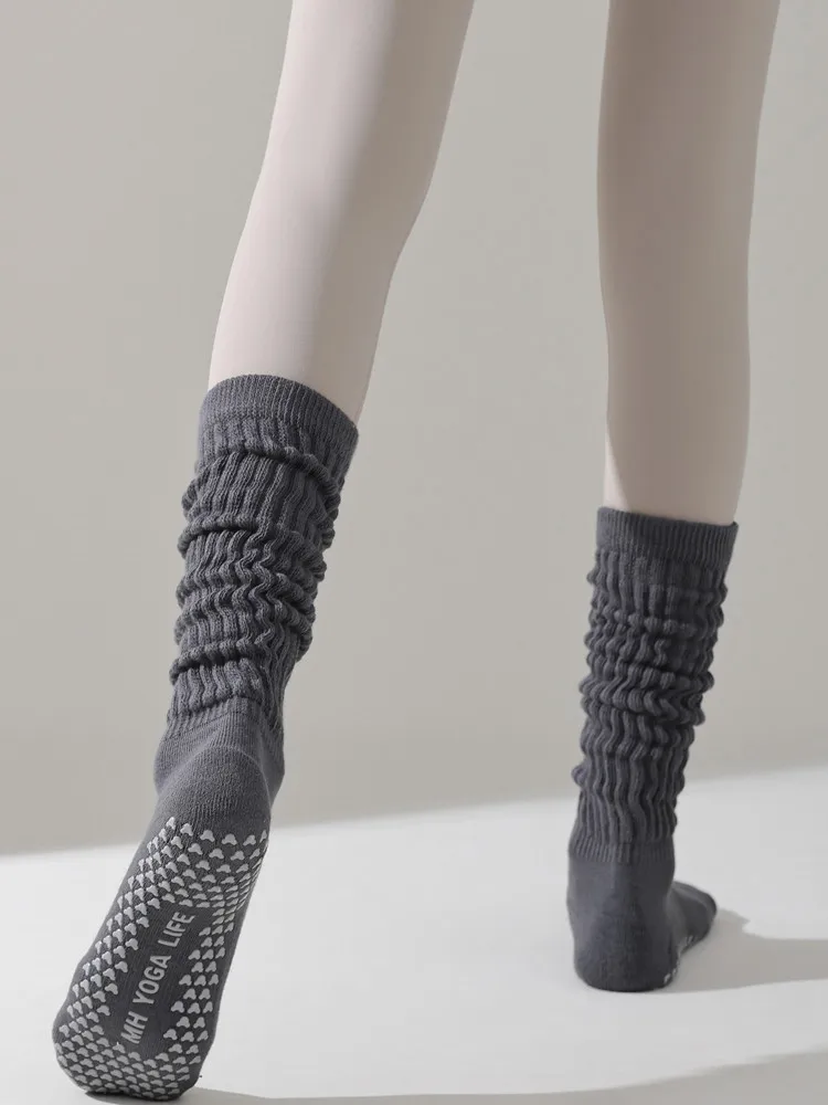 meias-de-yoga-fenas-longas-com-fundo-acolchoado-antiderrapante-para-pilates-e-corrida-outono-inverno