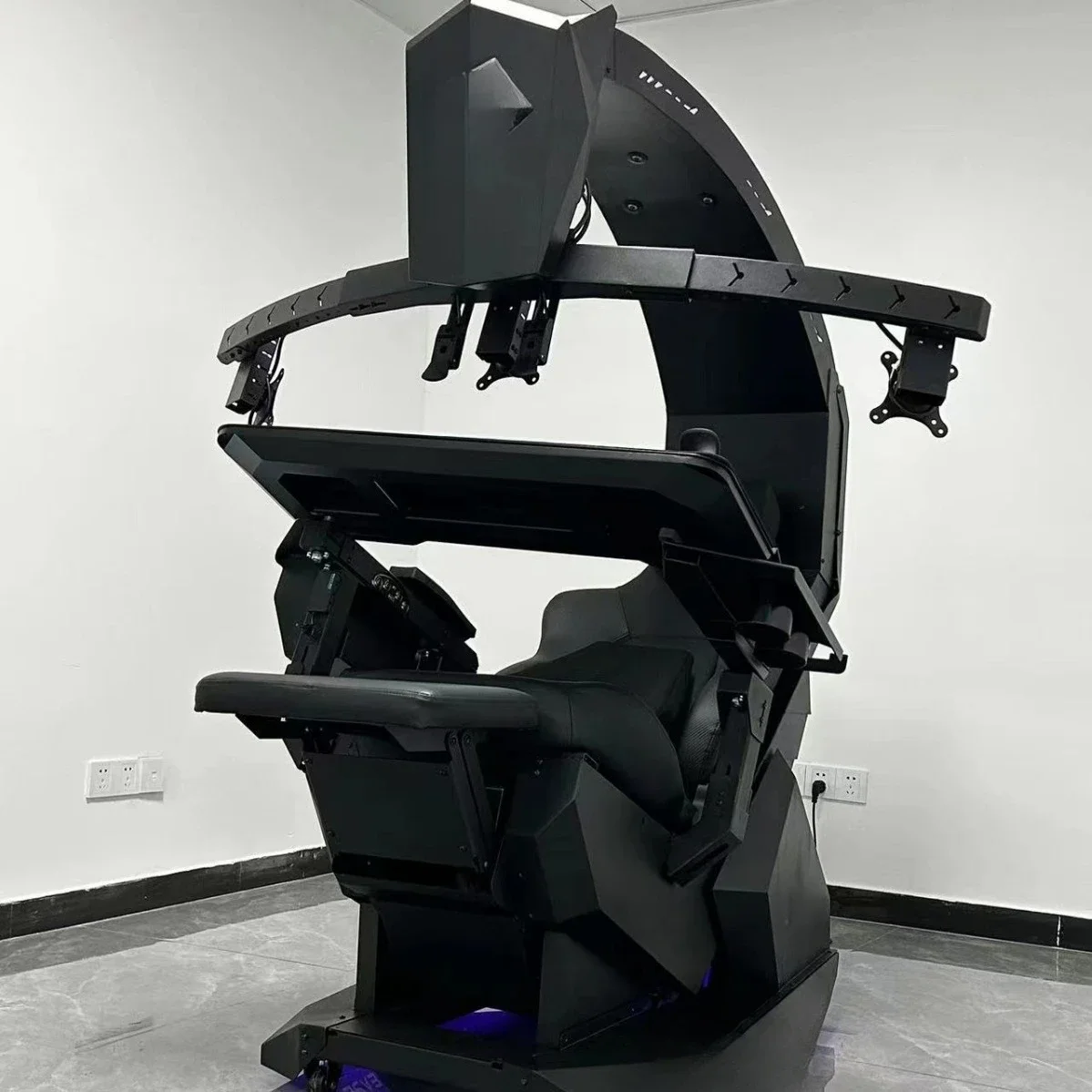 Space cockpit, zero-gravity computer cockpit.