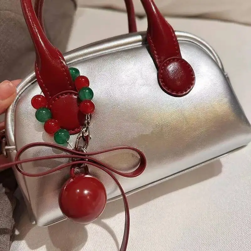 Hot Girl Cute Sier Bowling Handbag Women Fashion Leather Petite Shoulder Ladies Stylish Casual Versatile Crossbody Bag New