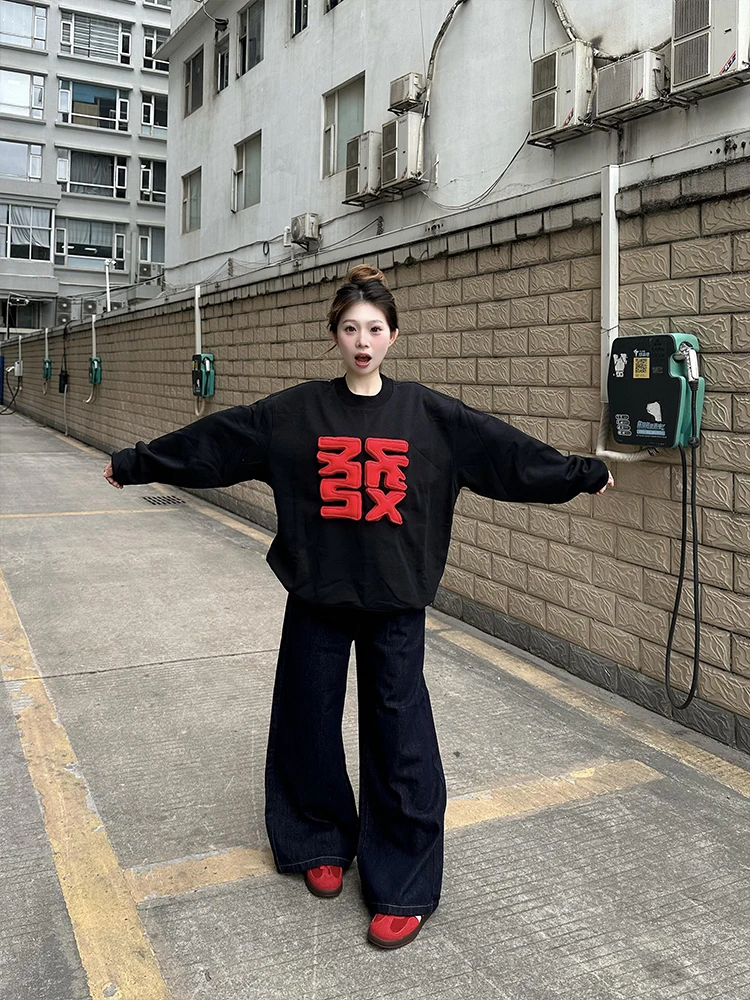 

Утепленная толстовка с круглым вырезом и капюшоном для женщин, осенне-зимняя новинка, с вышивкой, пушистая, удобная, свободная, парная модель