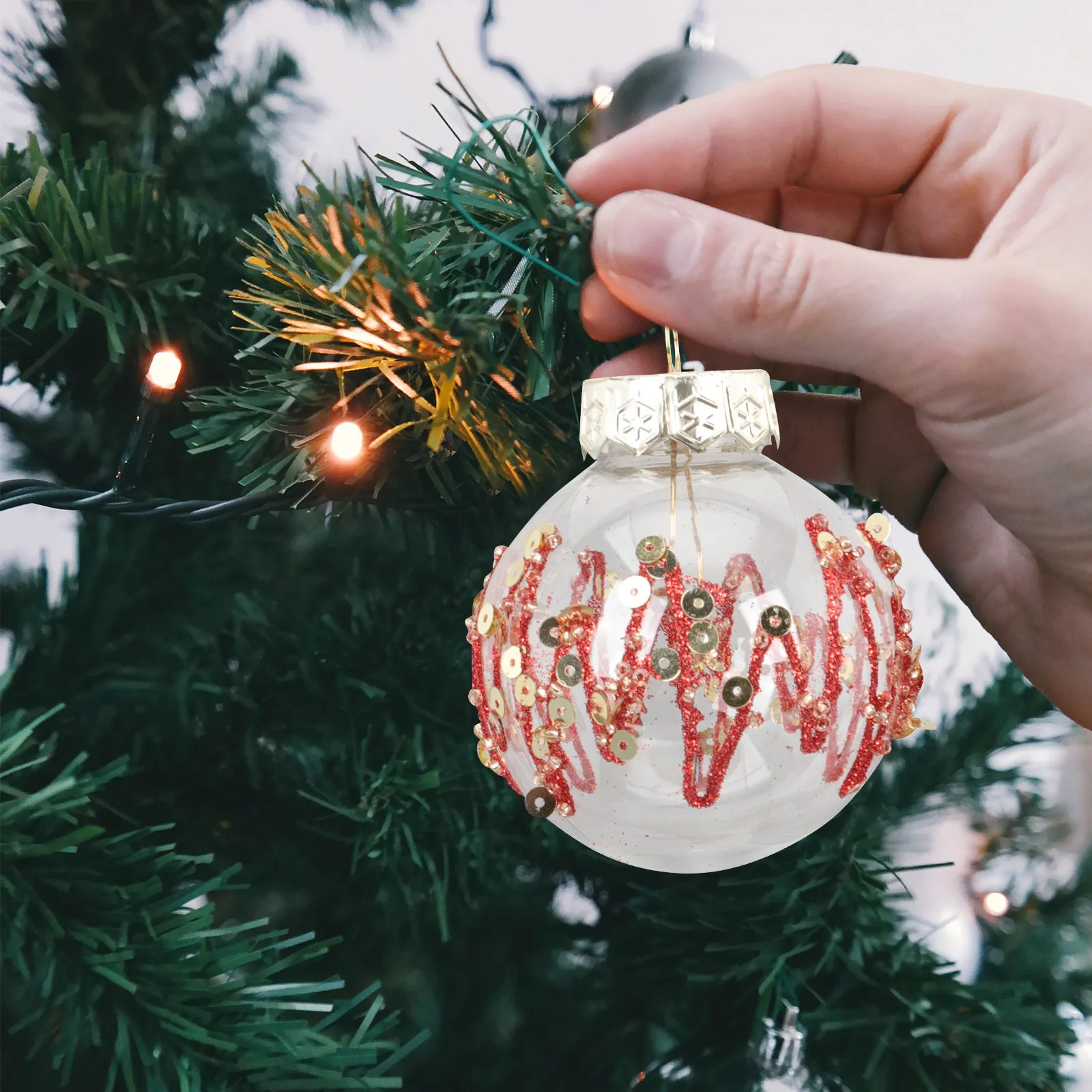25Pcs Christmas Balls Set Festive Hanging Decoration Props for Tree Window Corridor Ceiling Garden Outdoor Indoor Xmas Tree