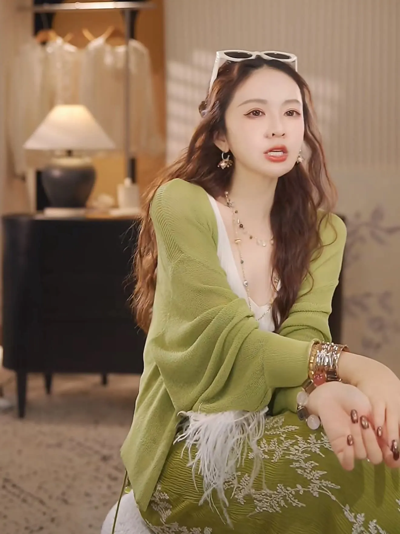 

PINZIKO Новый простой универсальный свободный вязаный кардиган-топ для женщин, модный весенний тонкий кардиган с длинным рукавом и V-образным вырезом