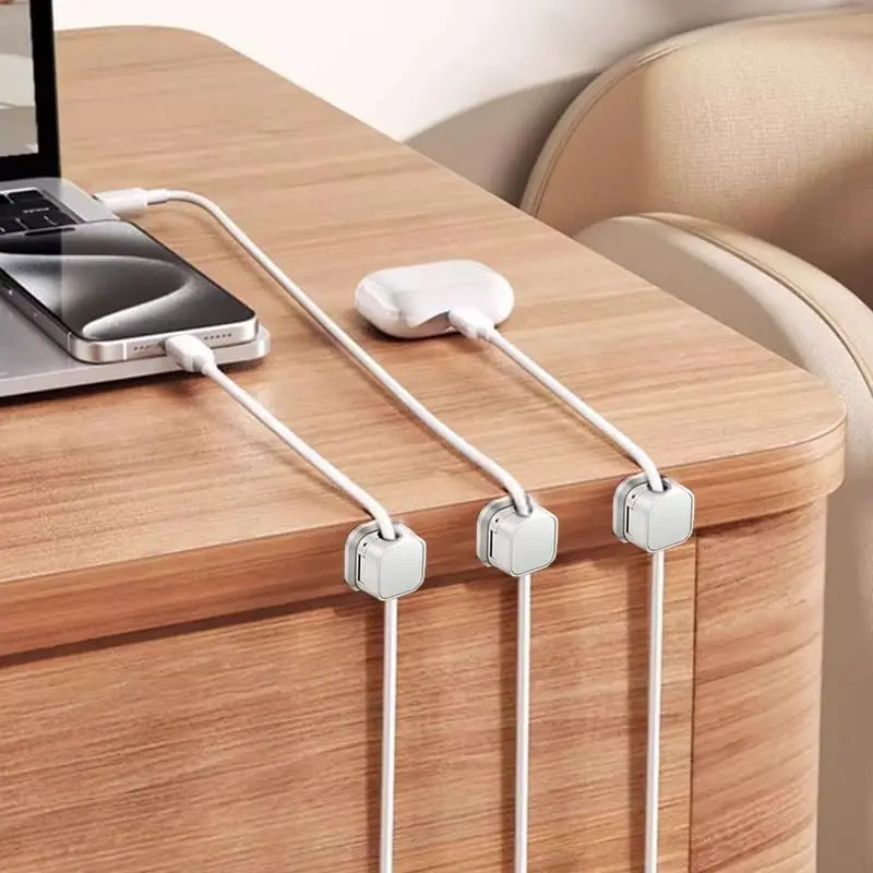 2-10 clip magnetiche per cavi: organizer adesivo per cavi per caricabatterie per telefono/USB (auto, scrivania, parete, comodino) Nero/Bianco