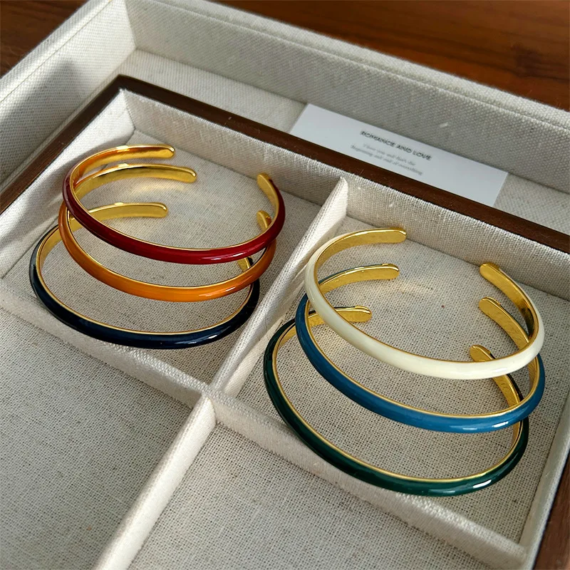 

Dopamine Minimalist Niche Enamel Bracelet for Stacking, Unisex Style Statement.