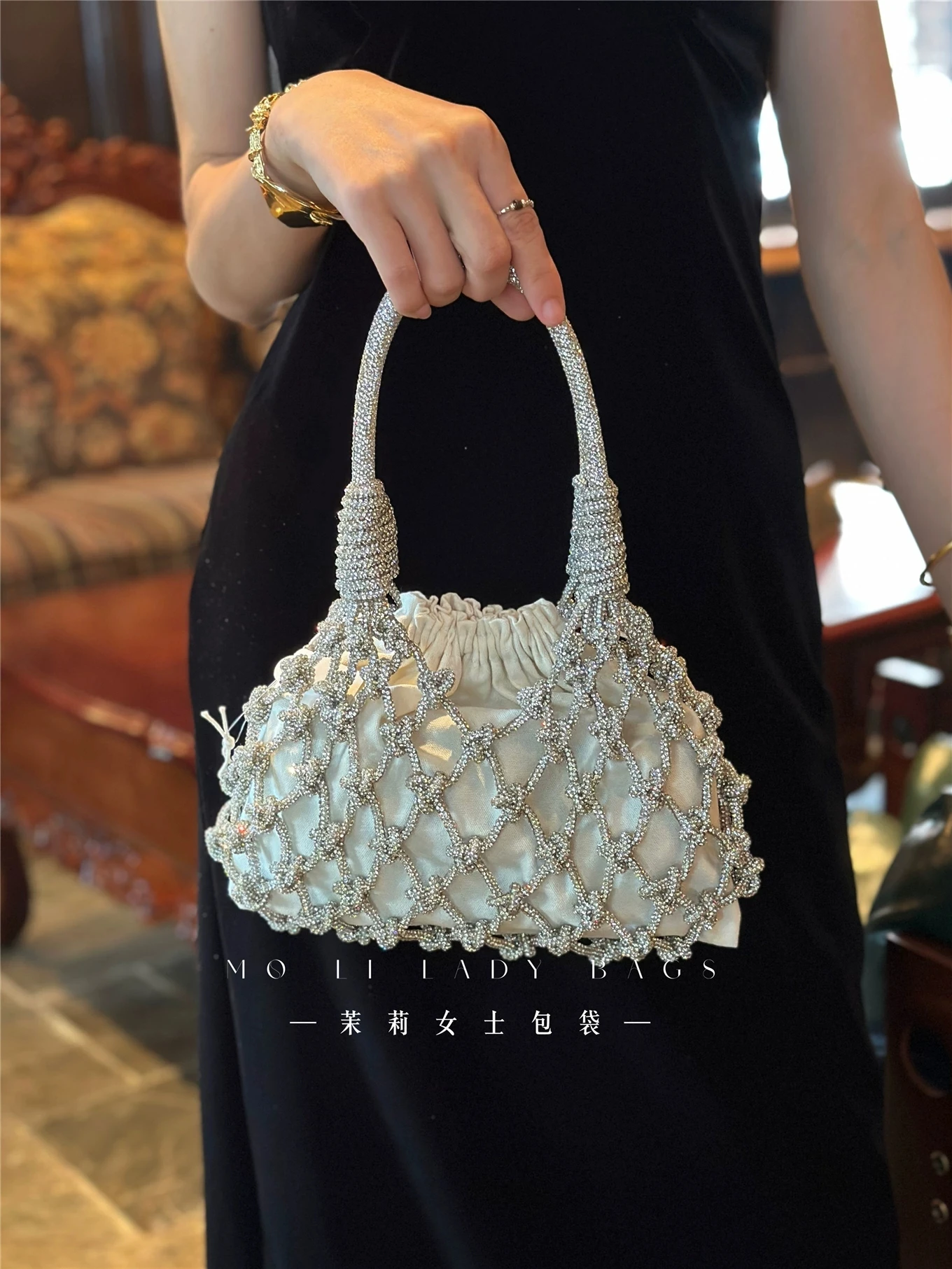Luxury Fashion Hollow Out Bucket Bag Glitter Evening Bag Diamond Rope Woven Handmade Women Handbag Wedding Party Clutch Purse