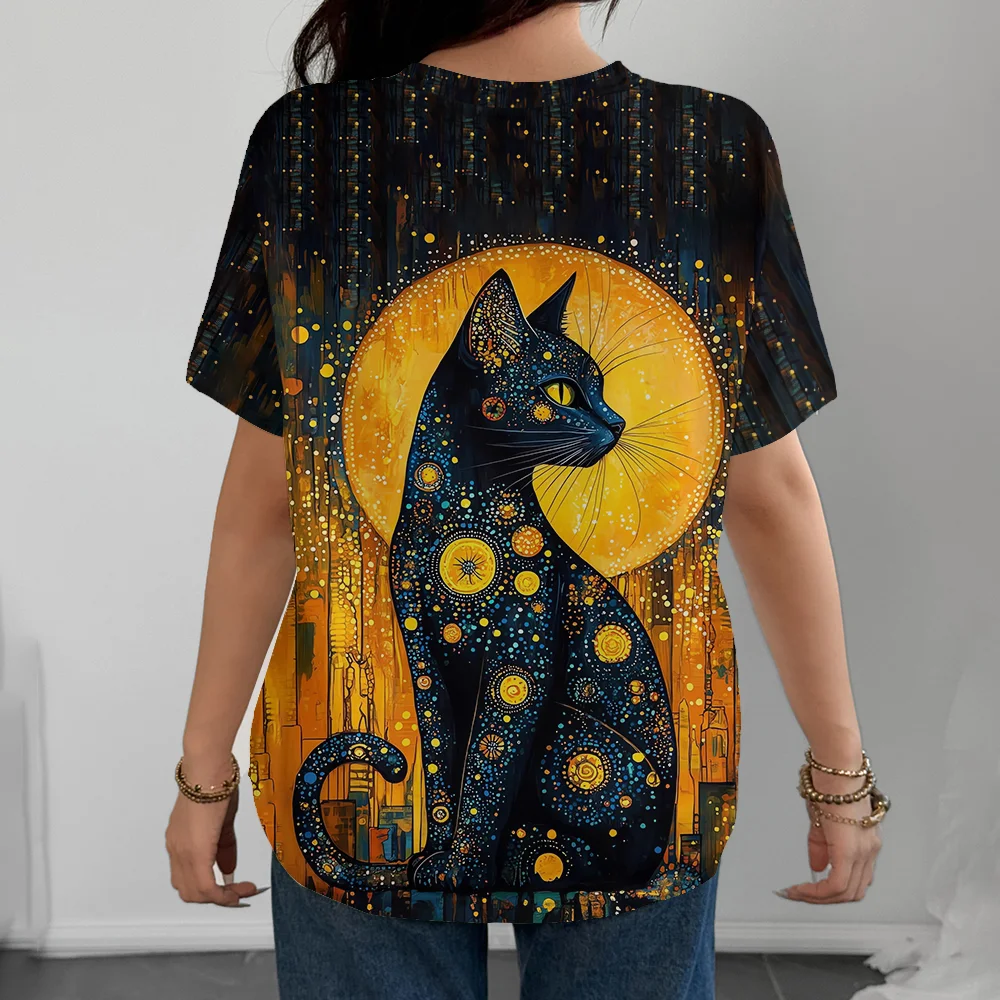 تي شيرت نسائي من Moon and Stars Mysterious Cat Art كاجوال أنيق مريح بأكمام قصيرة باللون الأسود #2