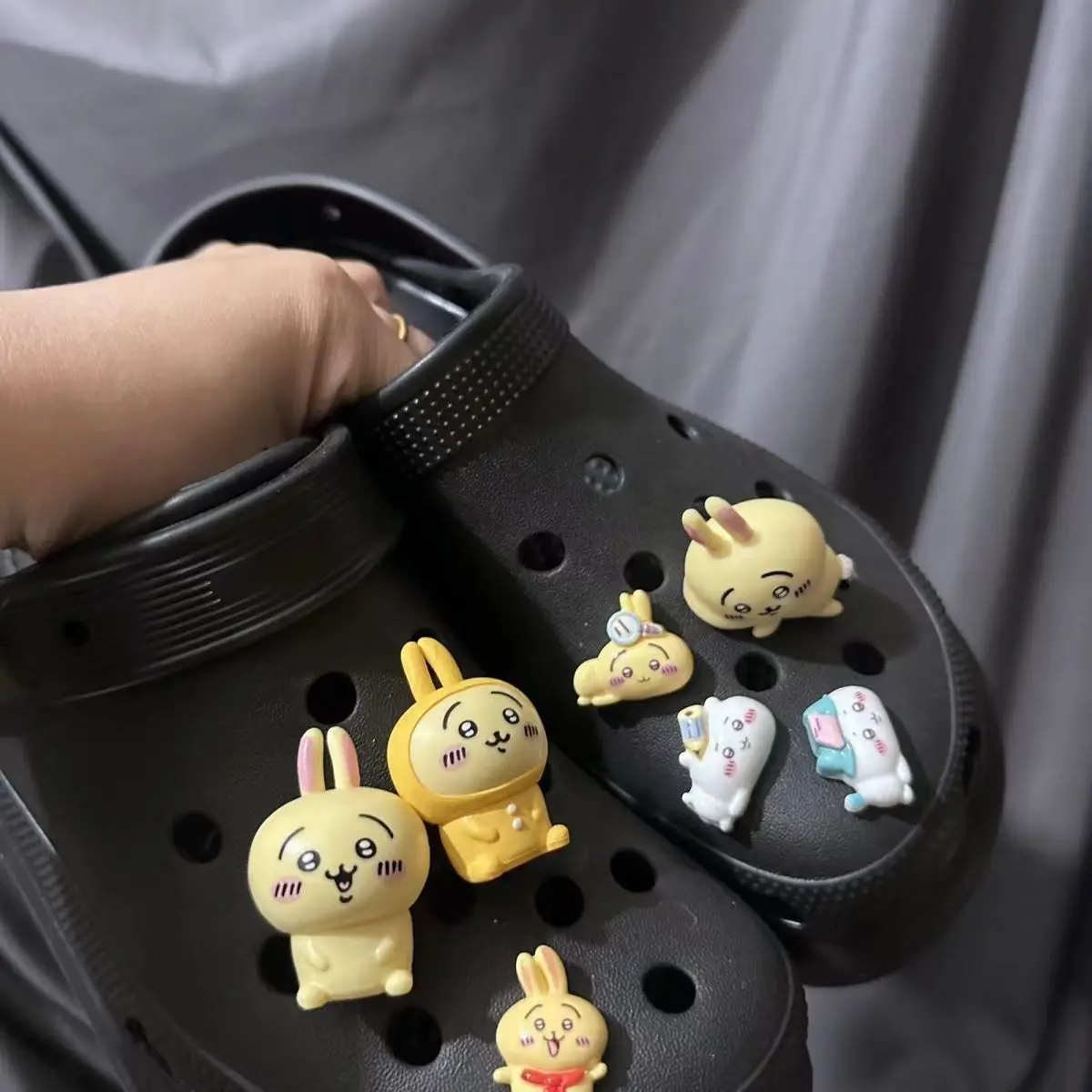 

New Cartoon Cute Hole Shoe Buckle Hachiware Shoe Flower USAGI Chiikawas Hole Shoe Buckle Accessories DIY Decoration