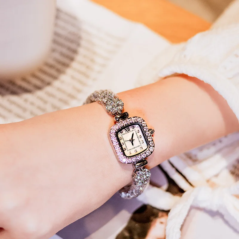 Top Brand Luxury Women Watches Quartz Unique Crystal Diamond Silver Watch Women Fashion Bracelt Ladies Watch