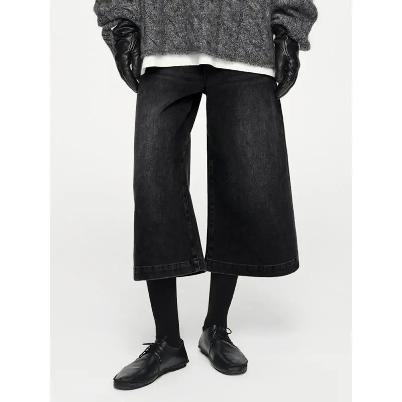 

Maxdutti 2026 Minimalist Retro High Waisted Cotton Silhouette Retro Quarter Flared Jeans Summer Bermuda Denim Shorts Denim Pants