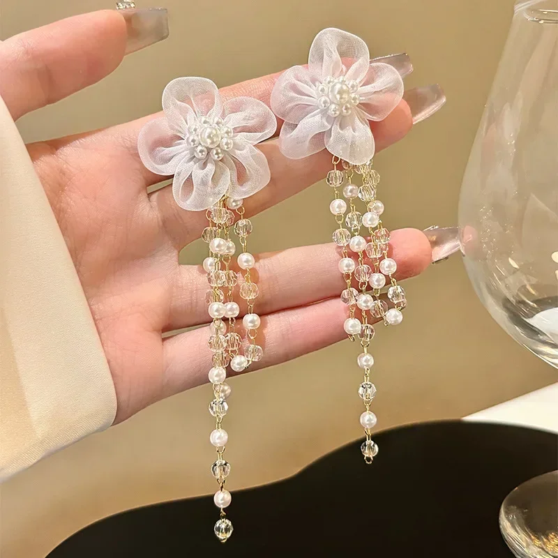 New Vintage Long Tassel Acrylic Flower Pearl Crystal Drop Earrings for Women Hyperbole Personality Large Earrings Jewelry