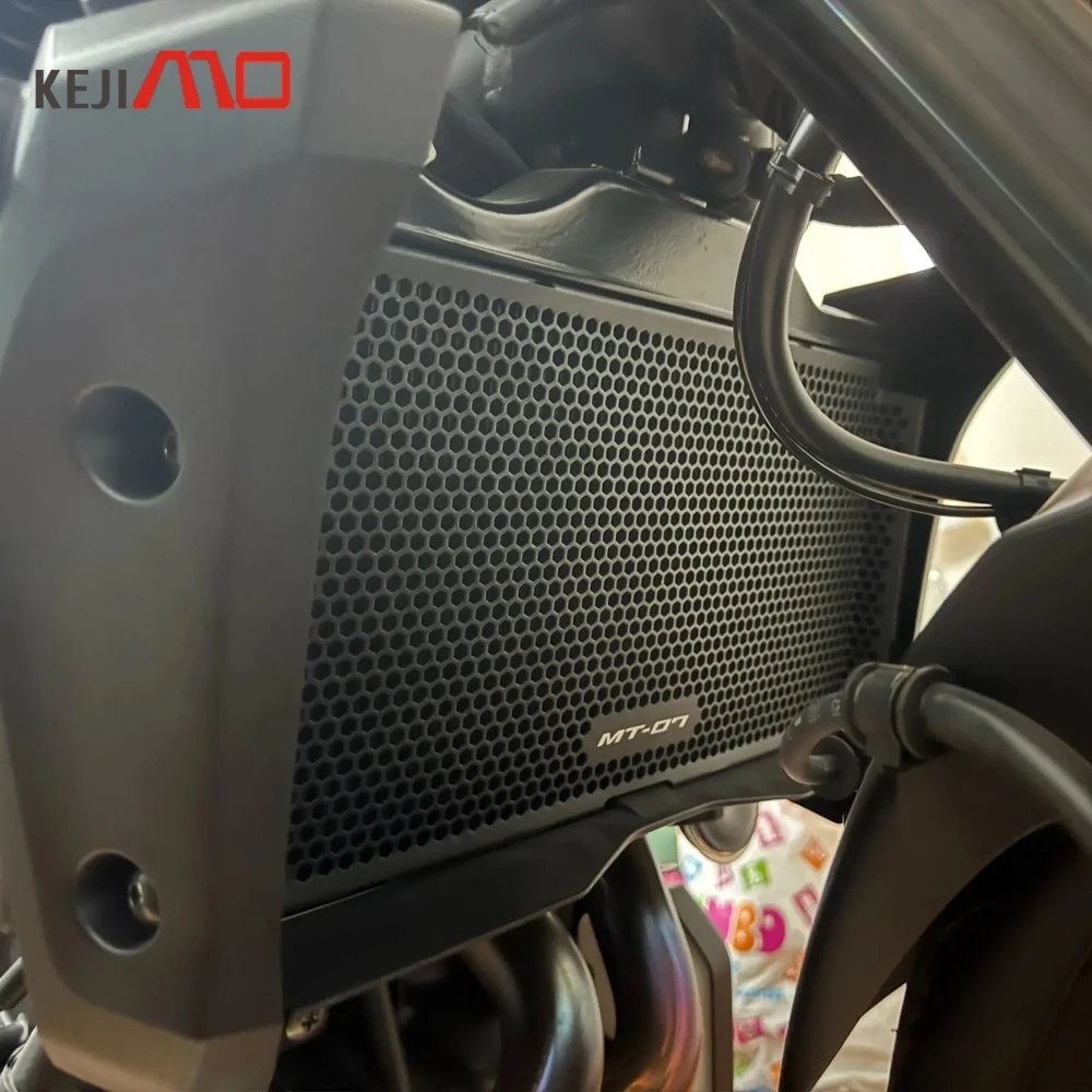 

Radiator Guard For Yamaha MT-07 MT07 MT 07 Y-AMT 2025 2026 2027 Motorcycle Accessories CNC Radiator Grille Guard Protector Cover