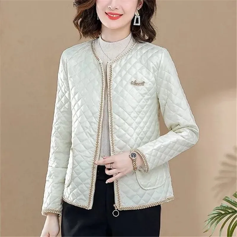 

2025 New Fashion Lightweight Cotton Coat Women's Spring Autumn Winter Jacket Soft Warm Short Round Neck Cotton Clip Coats