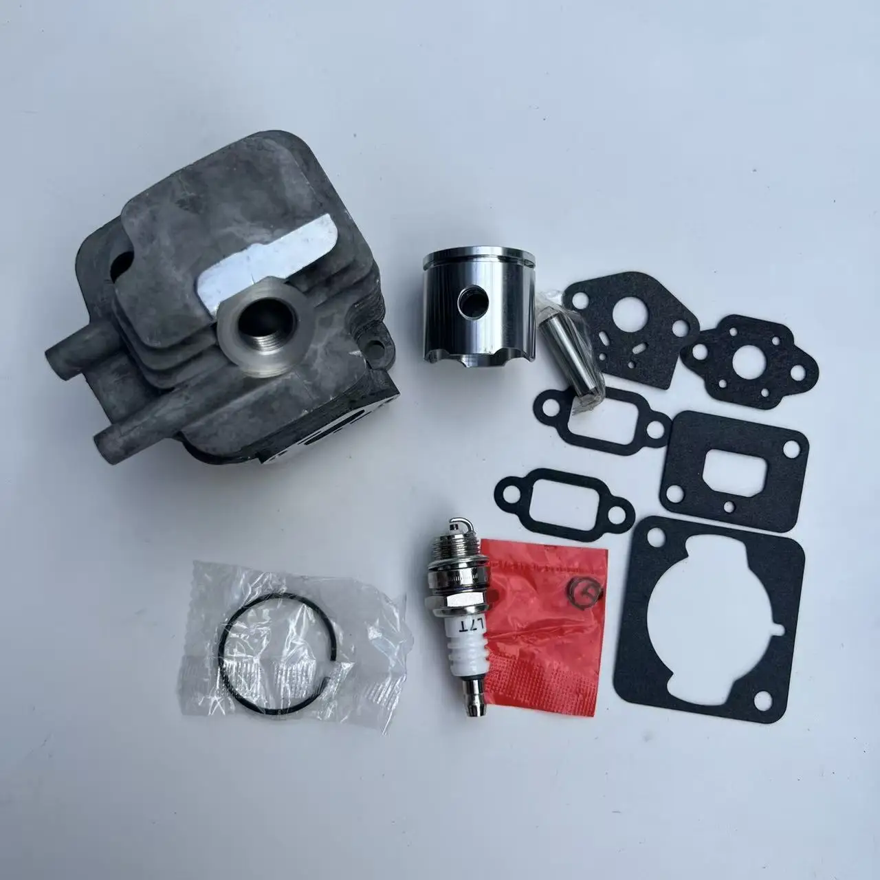 

Комплект поршня цилиндра для Echo GT-200 GT-200EZR GT-200i GT-200R GT201i GT-201R GT-225 GT-225L GT-225i GT225SF PAS-225 PE-200