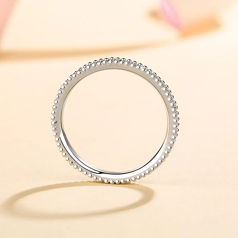 Elegant PT950 Platinum Women's Half-circle Inlaid Moissanite Band Ring, Fashionable Millennium Cycle Ring, Versatile Gift