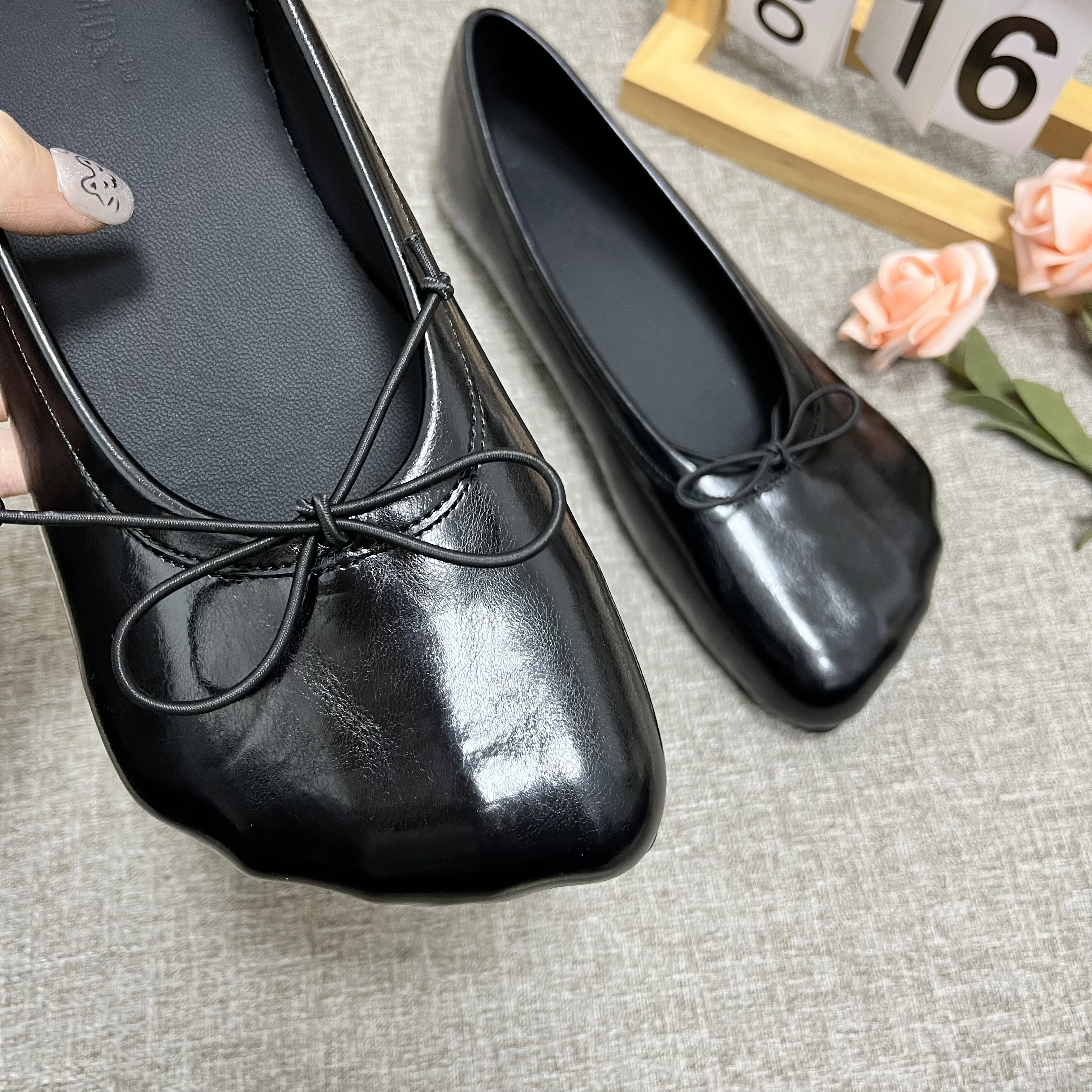 Shoes With Round Fingers Woman Loafers Black Silver Shoes Ballet Flats With Fingers Flats Shoes Slipper Boat Shoes