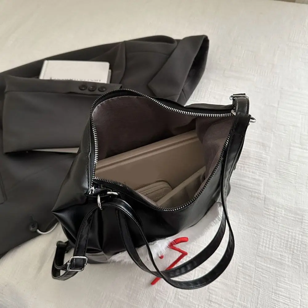 حقيبة يد نسائية محمولة من البولي يوريثان بلون سادة حقيبة تحت الإبط ناعمة ذات سعة كبيرة حقيبة كروس للاستخدام اليومي