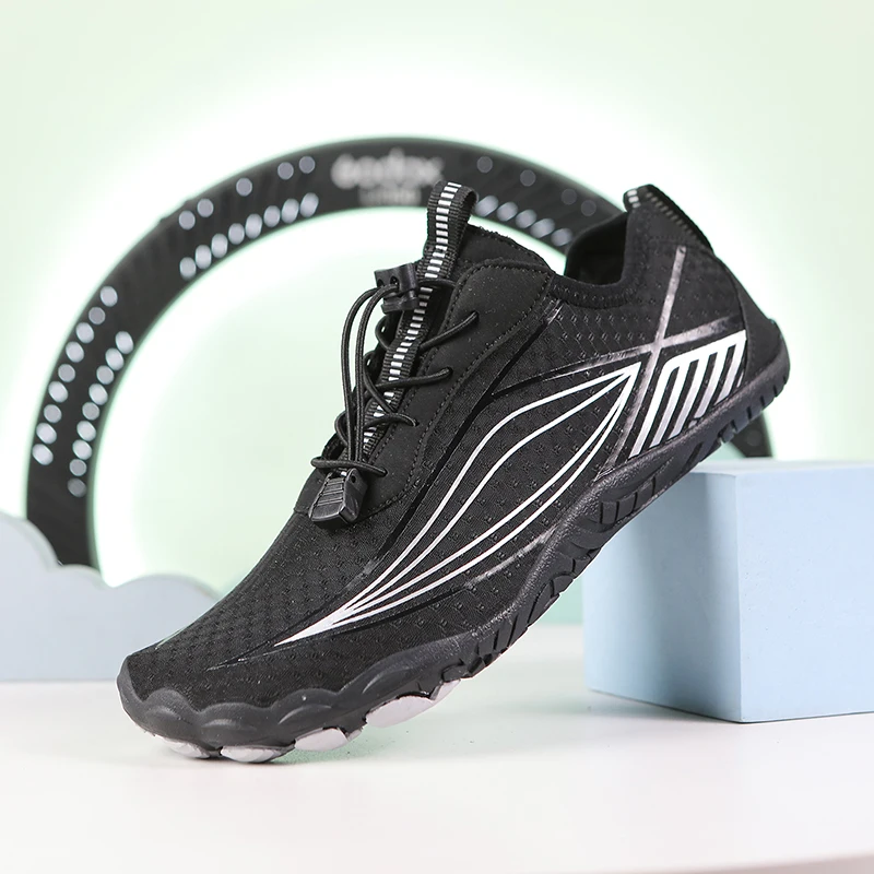 Trendy men's aqua shoes Lightweight non-slip outdoor sports shoes Breathable fitness running shoes wading river shoes