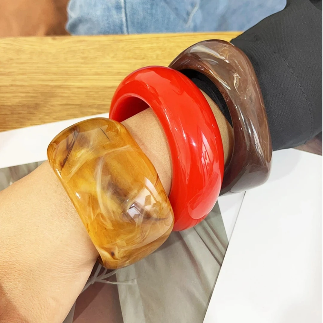 European American Large Exaggerated Autumn Winter Fashion Resin Beeswax Color Acrylic Set Bangle Sexy Red Closed Bracelet