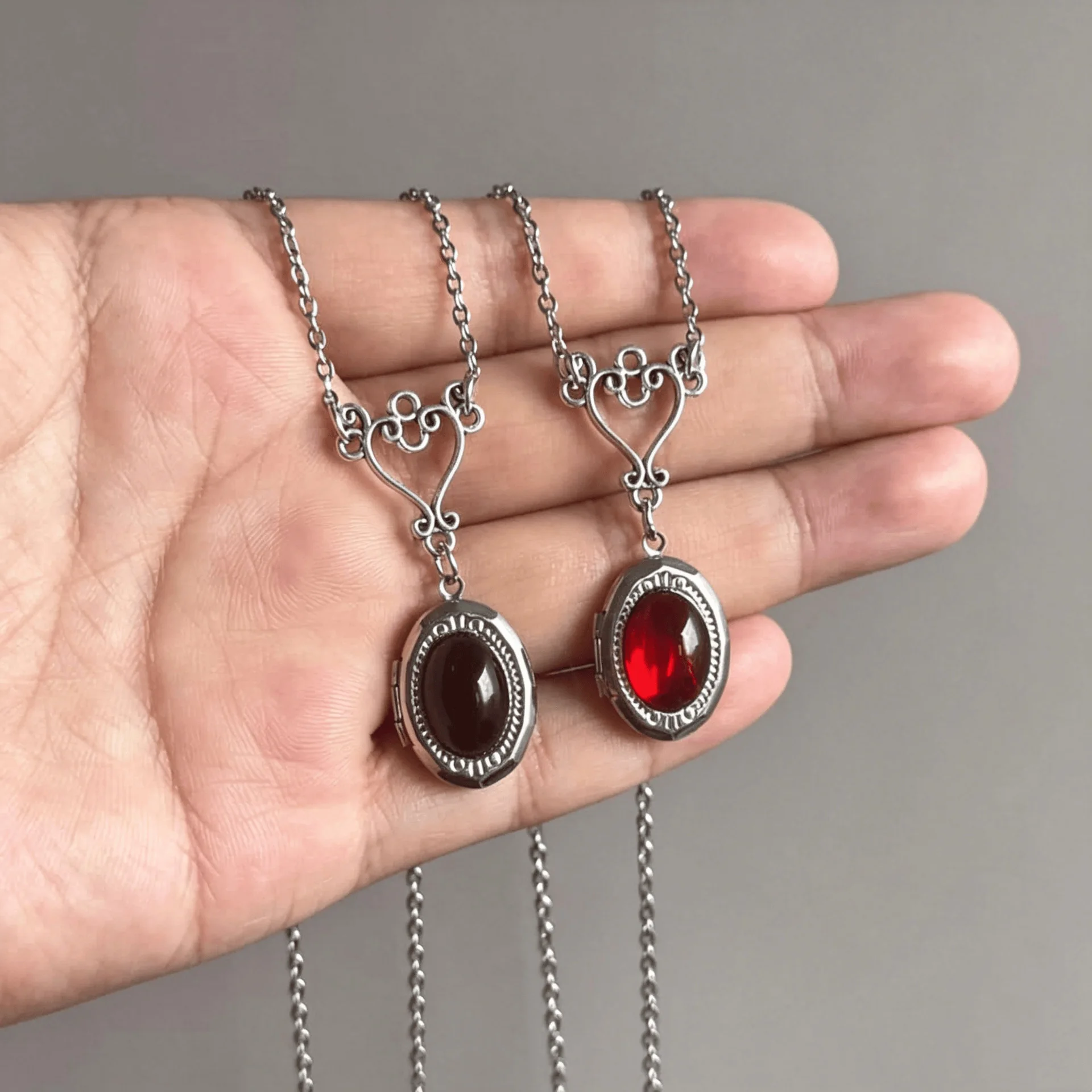 Gothic Vintage Red Geometry Oval Locket Photo Pendant Silver Color Stainless Steel Chain Necklace For Women Men Charm Jewelry