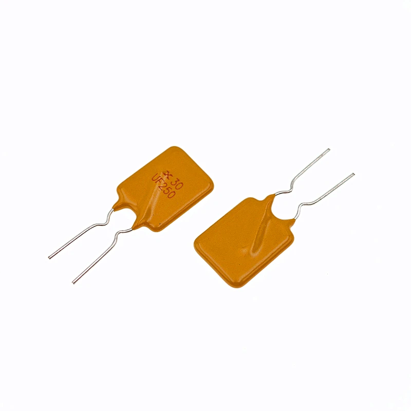 

100Pcs/Lot RUEF250 30V 2.5A DIP-2 X30 UF250 PTC RESET FUSE RADIAL PPTC PolySwitch Resettable Devices Fuses RUEF250HF RUEF250-2