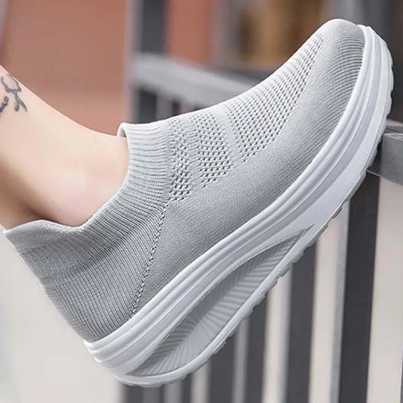 Zapatillas de deporte a la moda para mujer, zapatos vulcanizados para mujer, zapatillas de deporte con parte inferior gruesa, zapatos sin cordones para mujer de talla grande