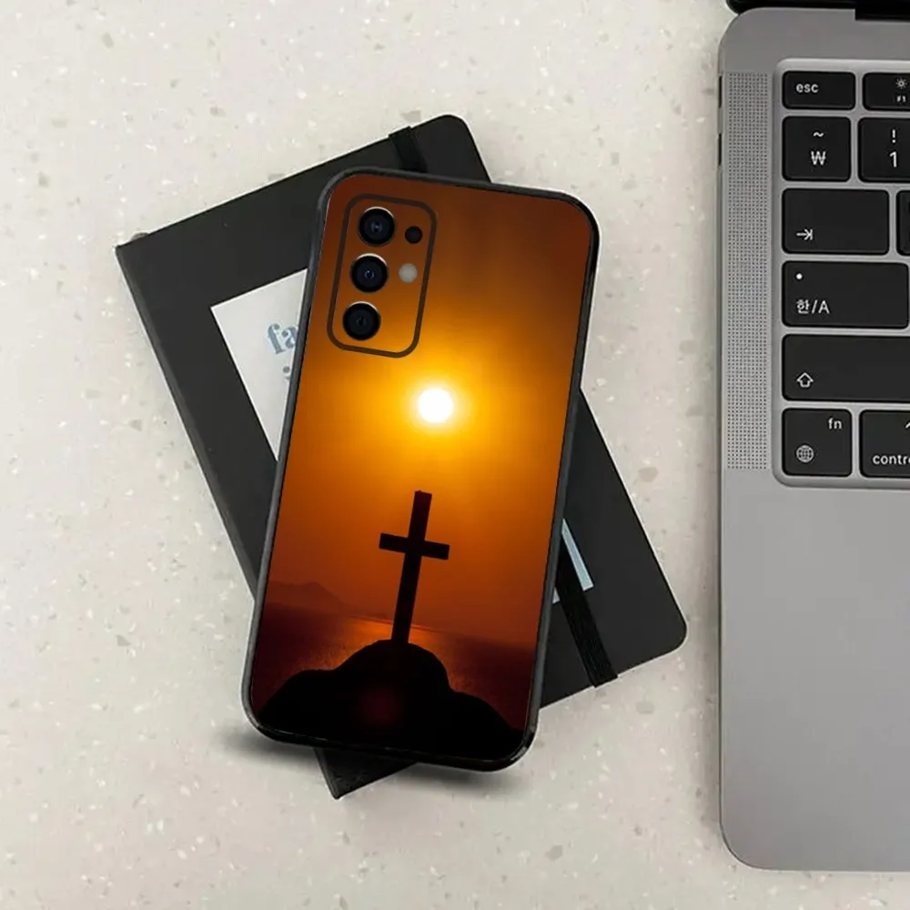 Bible Jesus Christ Christian Cro Phone Case For Samsung S24,S21,S22,S23,S30,Ultra,S20,Plus,Fe,Lite,Note,10,9,5G Black Soft Cover
