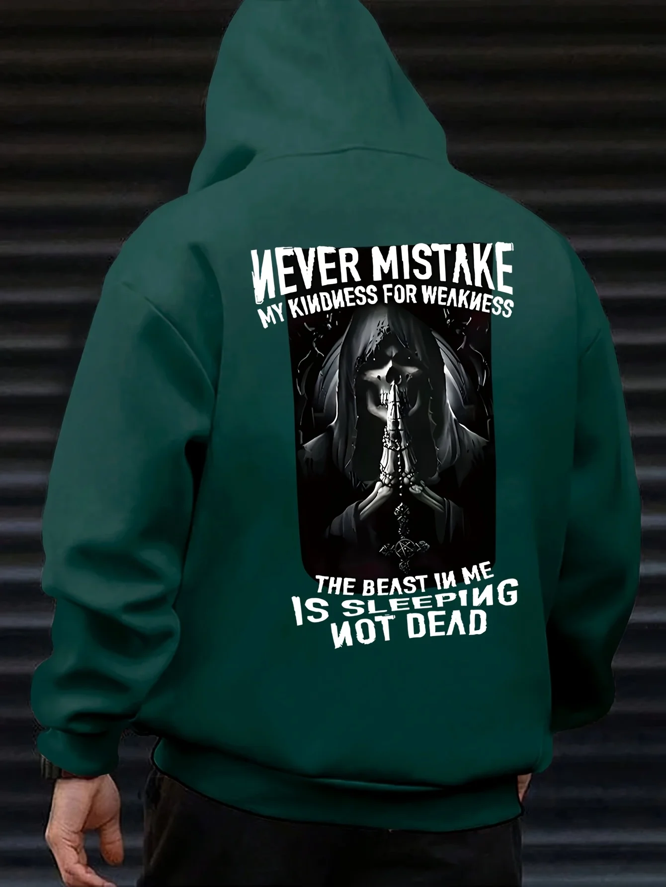 Sweat-shirt à capuche doux et confortable pour hommes, avec lettres de crâne imprimées, vêtements d'extérieur de style de rue, nouvelle collection automne, offre spéciale