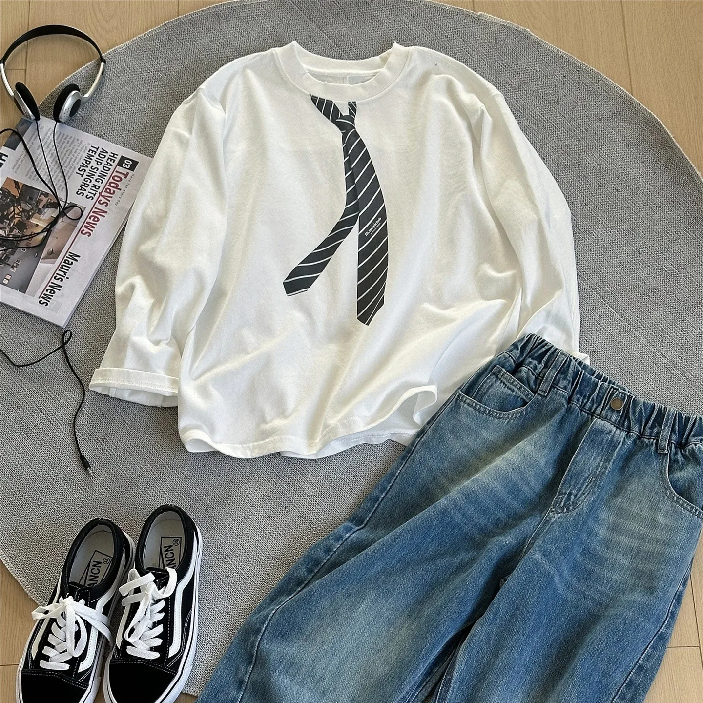 2026 Kids Cotton Cool Stylish Tie Long Sleeve T Shirt 2026 Fall New Boys White Top Girls Stylish Undershirt