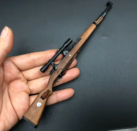 1/6 Scale Solid Wood Metal 98K Rifle Sniper WW2 Toy Gun Handmade Assembly Building Bricks Gun Soldier for Action Figures
