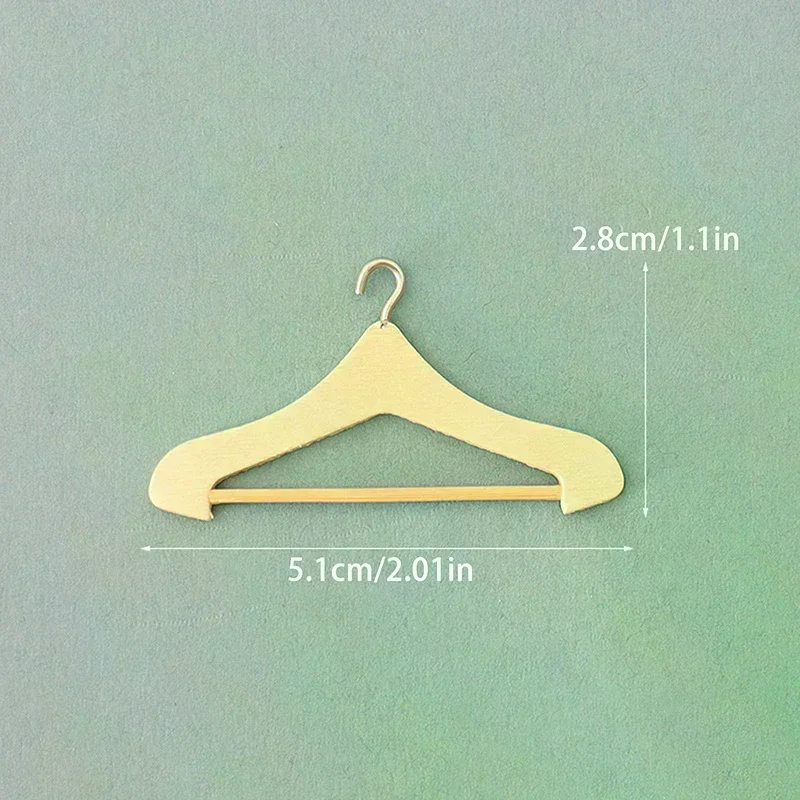 1Pc 1/12 Casa delle bambole in miniatura Gancio in legno Modello Accessori per mobili per la casa delle bambole Decor Bambini Giochi di imitazione Giocattoli Regalo