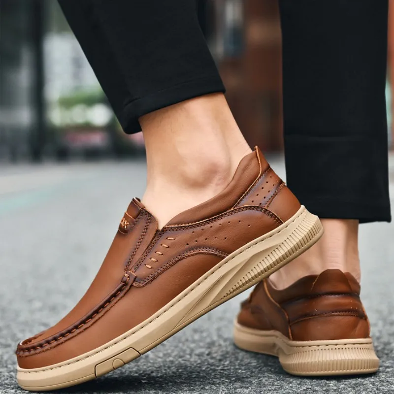 Sapatos clássicos de couro slip-on masculino, mocassins planos, tênis casuais, mocassim de sola macia