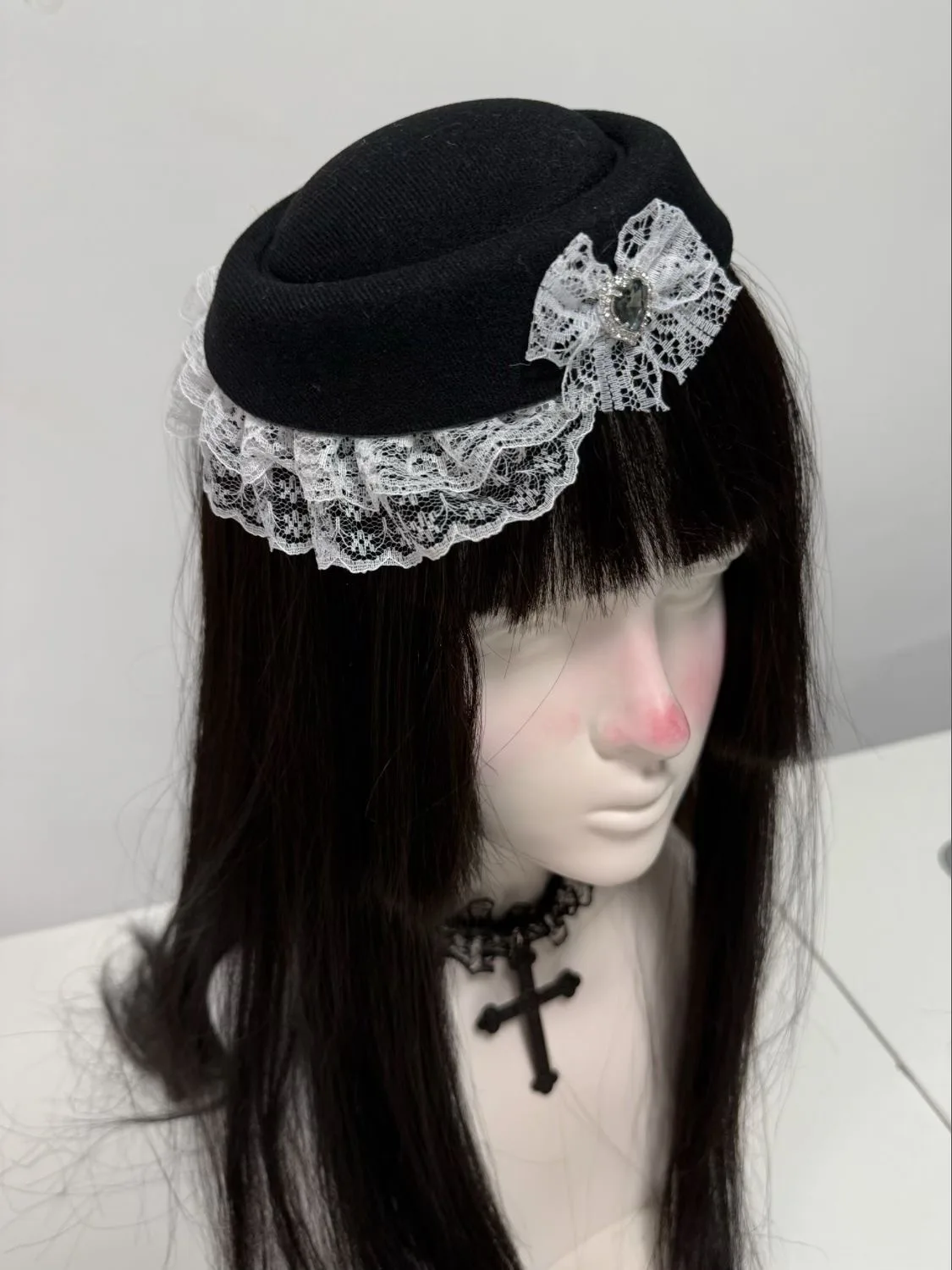 Prachtige Tovenaar Hoed Met Haar Clip Decoratieve Anti-Val Faux Veren Kant Strik Zoete Lolita Hoofddeksels Haaraccessoires