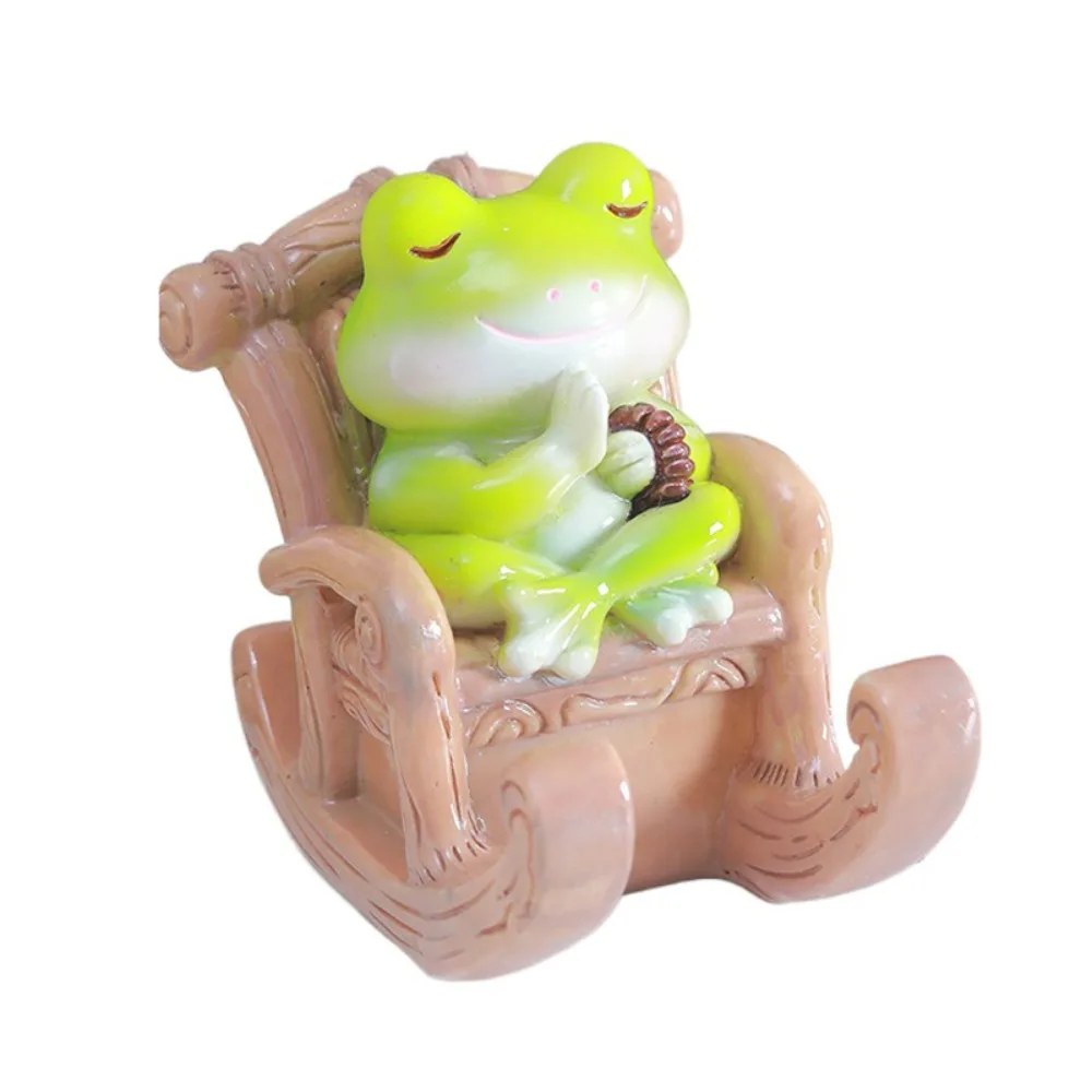

Креативный держатель для телефона в виде лягушки на кресле-качалке, настольный декор из ПВХ, подставка для телефона в виде мультяшной лягушки
