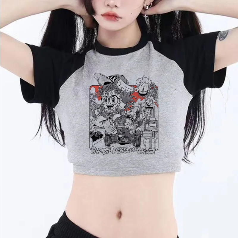 Arale streetwear hippie 2000s crop top Woman 2000s trashy manga cropped tee