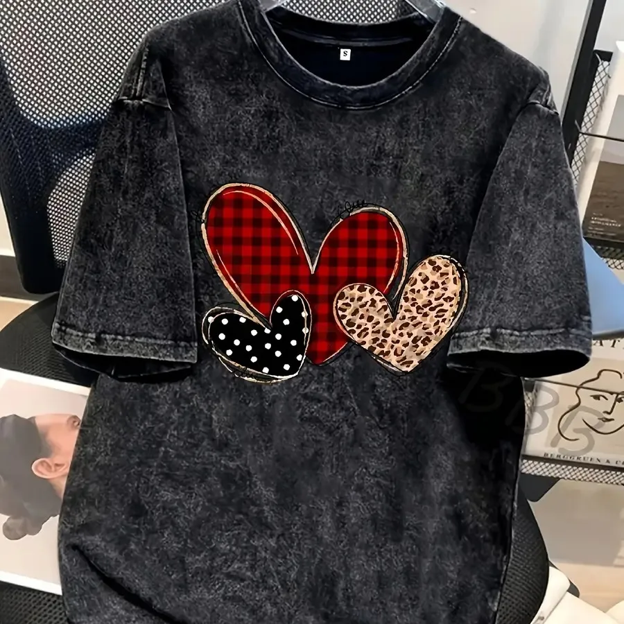 

【New style】This T-Shirt Features a Unique of Plaid Leopard Print And Polka Dots Made from 100% Washed Fabric Weighing 180g. The