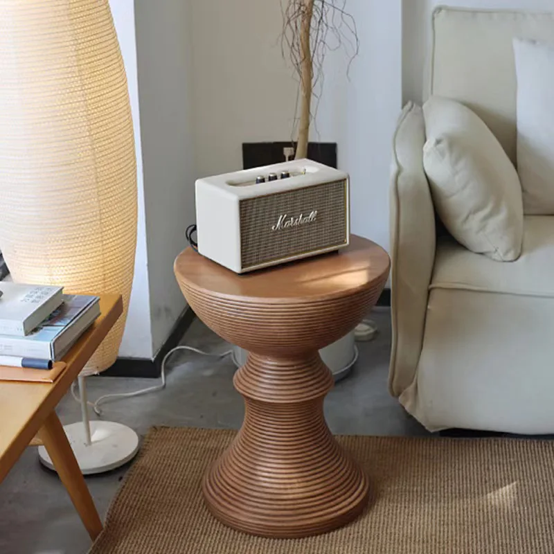 

Retro Imitation Wood Circular Accent Table Scandinavian Simple Original Shade Nordic Art Centerpiece for Home Decor Sofa