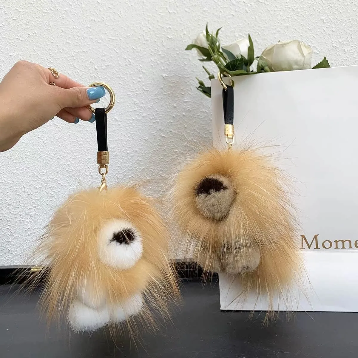 Luxury Real Mink Fur Lion Pendant Keychain Cute Plush Bag Car Keyrings Women Ornaments Rearview Mirror Hanging Gifts Girls Kids